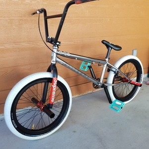 2021 Elite SRL Destro Silver, gray or bare metal