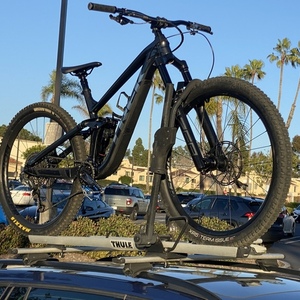 2022 Trek Slash 8 Silver, gray or bare metal