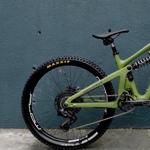 2023 Yeti Sb165 Green