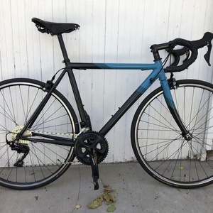 2005 Trek 1200 Blue and Black