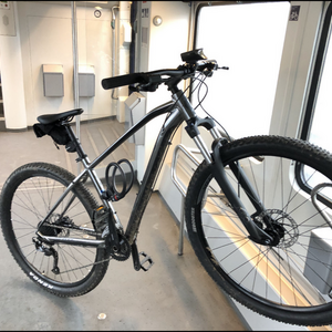 2021 SCOTT Aspect 950 Silver, gray or bare metal