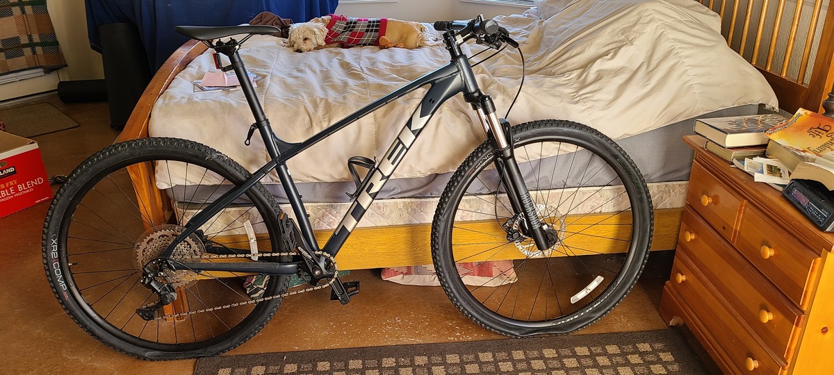 2022 Trek MARLIN 7 L 29 BL-GY