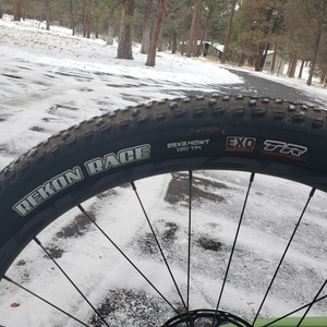 2023 Santa Cruz Blur Trail 4C Green