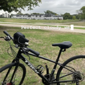 2021 Trek Black