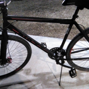 2009 Kent GS 82780 Black and Red