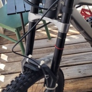 2021 YT Tues Black and Silver, gray or bare metal
