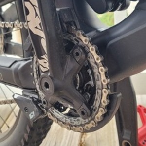 2021 YT Tues Black and Silver, gray or bare metal