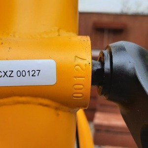 2022 Yuba Kombi Yellow or Gold