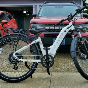 2023 Aventón Level.2 White