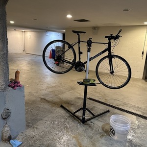 2016 Giant Escape 3 Black and Silver, gray or bare metal