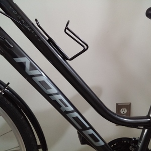 Norco Bikes 6061 alloy w/comfort stays &amp; internal... Black and Silver, gray or bare metal