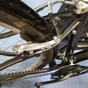 Norco Bikes 6061 alloy w/comfort stays &amp; internal... Black and Silver, gray or bare metal