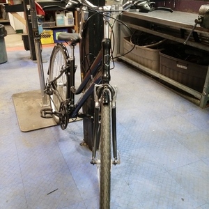 Norco Bikes 6061 alloy w/comfort stays &amp; internal... Black and Silver, gray or bare metal