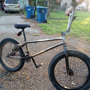 Fit bike Co. Bmx Silver, gray or bare metal