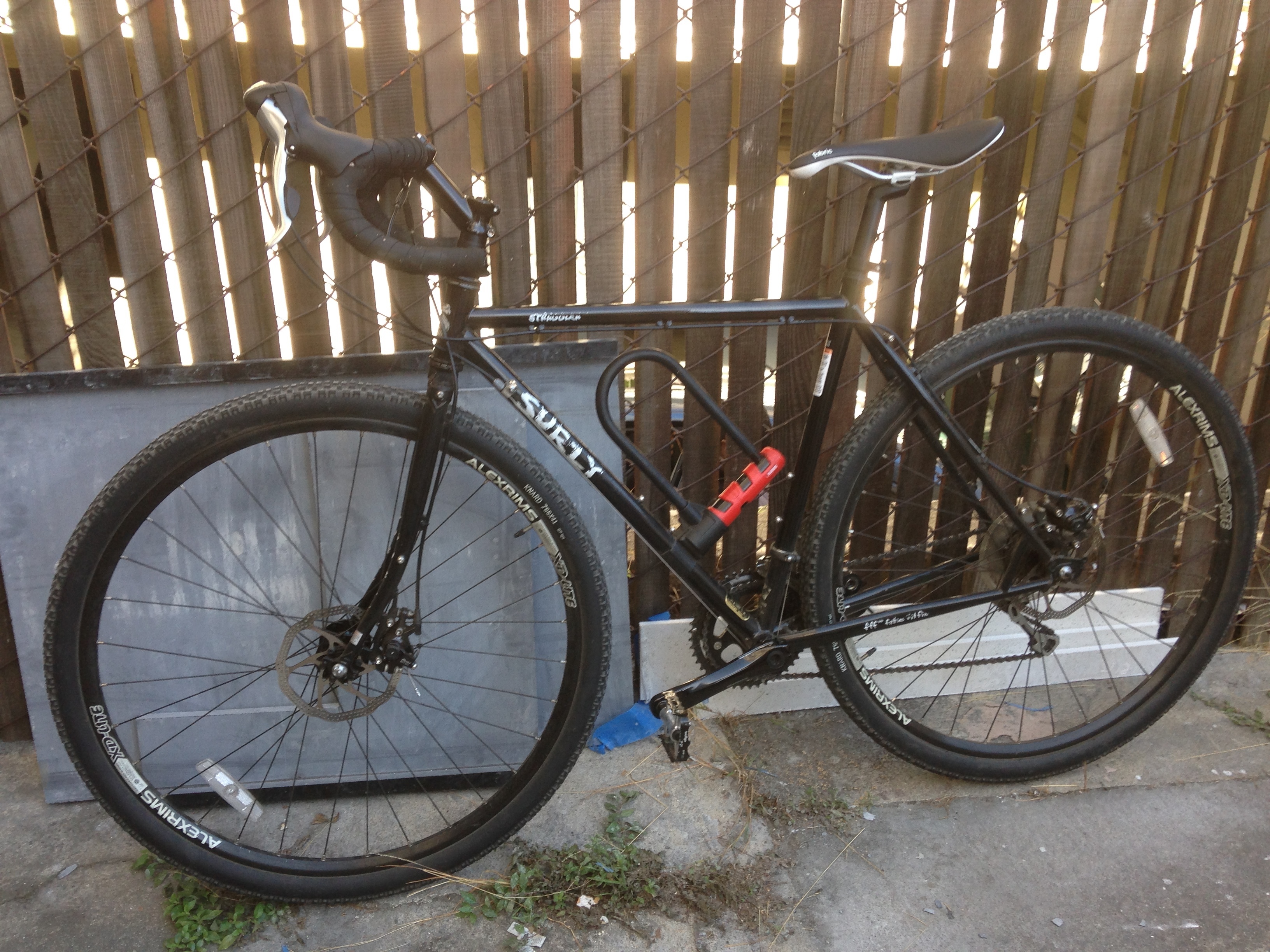 surly straggler fenders