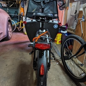 2022 Urban Arrow Family Cargo cargo bike (front storage) White