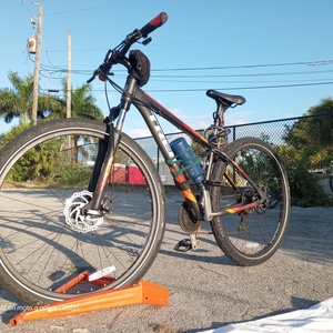 2015 Trek Marlin 5 Silver, gray or bare metal, Orange, and Red