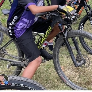 2020 Specialized Epic Comp Silver, gray or bare metal and Black