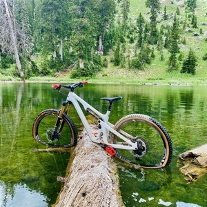 2022 Yeti SB140 T1 White