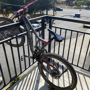 2016 Giant Trance Silver, gray or bare metal