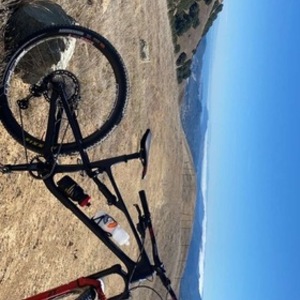 2022 Rocky Mountain Bicycles Element C50 Black and Red