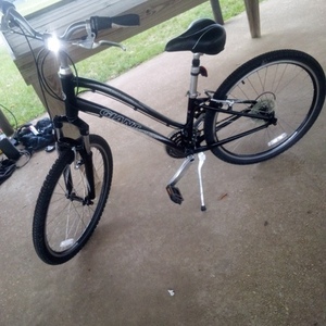 2020 Giant Sedona w Black and Purple