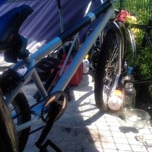 GT Bicycles M White and Black