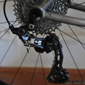 Lynskey Cooper Silver, gray or bare metal