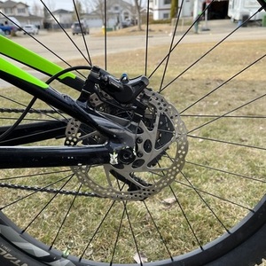 2017 Giant Green and Black