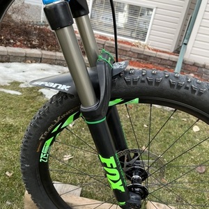 2017 Giant Green and Black