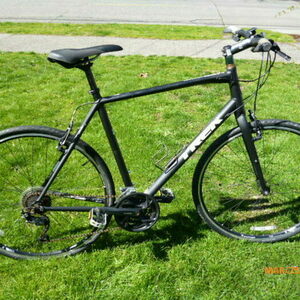 2023 Trek 7.3FX Black