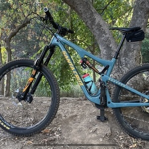 2016 Santa Cruz Bronson Blue