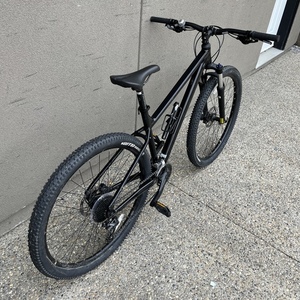 2020 Norco Bikes Storm 2 Black and Black