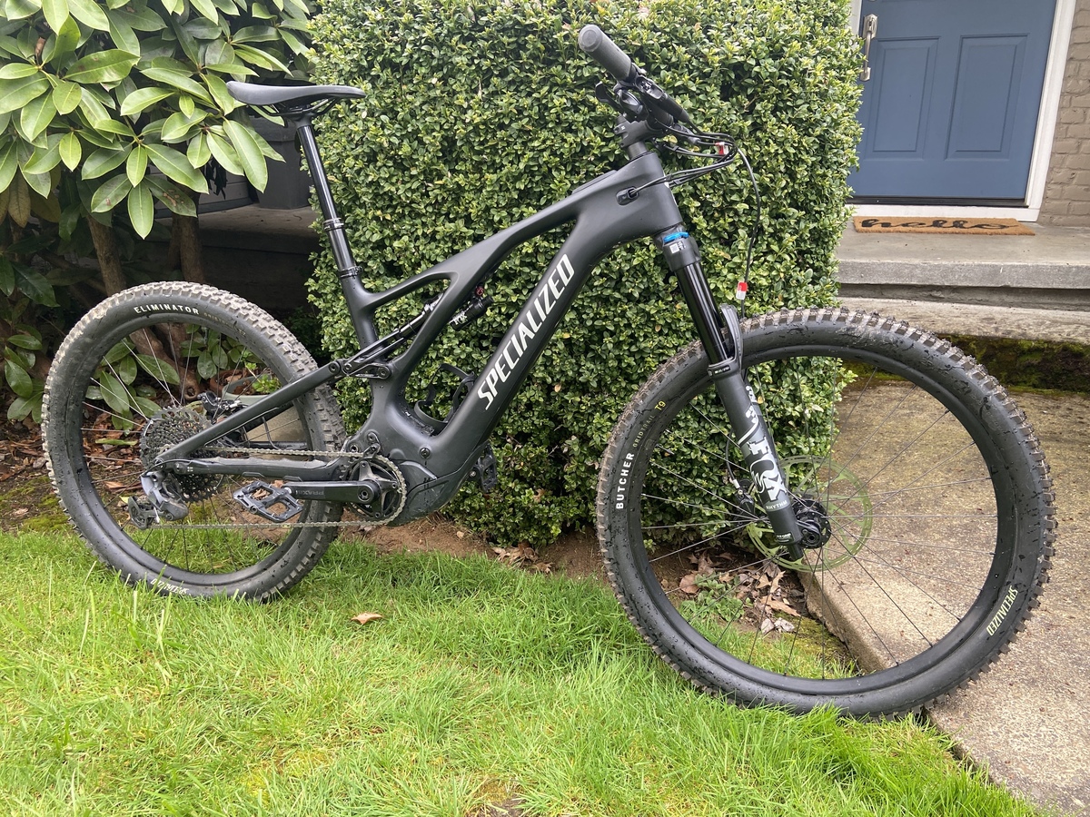 2022 Specialized Levo Comp Carbon