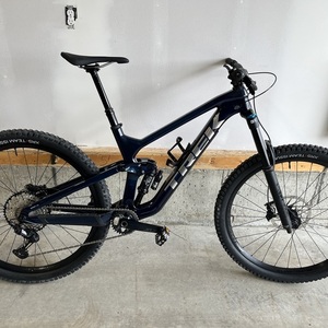 2023 Trek Slash 9.7 Blue