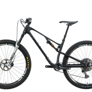 2022 Rocky Mountain Bicycles Element Carbon 90 Black