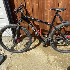 2010 Specialized Rockhopper Expert 29 Black and Silver, gray or bare metal