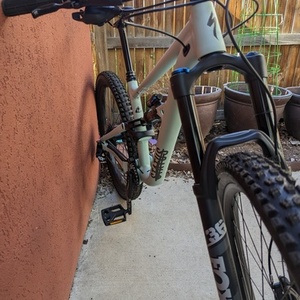 2023 Specialized Status Green