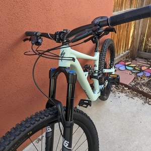 2023 Specialized Status Green