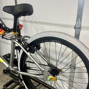 2022 Haro Master DMC 24” Silver, gray or bare metal