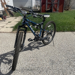 CCM SL 2.0 Black and Blue