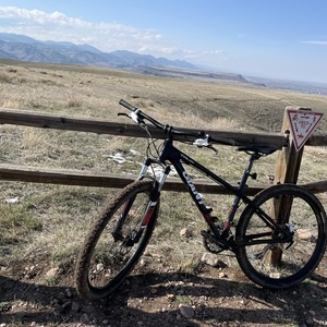 2015 Giant Talon 3 Black, Red, and White