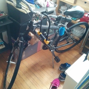 Trek 7200 Silver or Gray