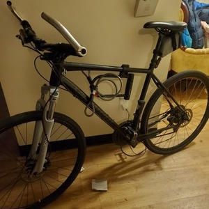 Specialized Hybrid Black and Silver, gray or bare metal