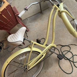 Phat Cycles Daisy 20 in girls cruiser Yellow or Gold and Stickers tape or other cover-up