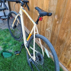 2021 Hyper 700C HYPER GRVL Yellow or Gold