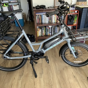 2022 Cero One Silver, gray or bare metal