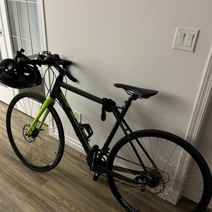 2017 GT Bicycles GRADE ALUMINUM CLARIS GUNMETAL 2017 Green and Black