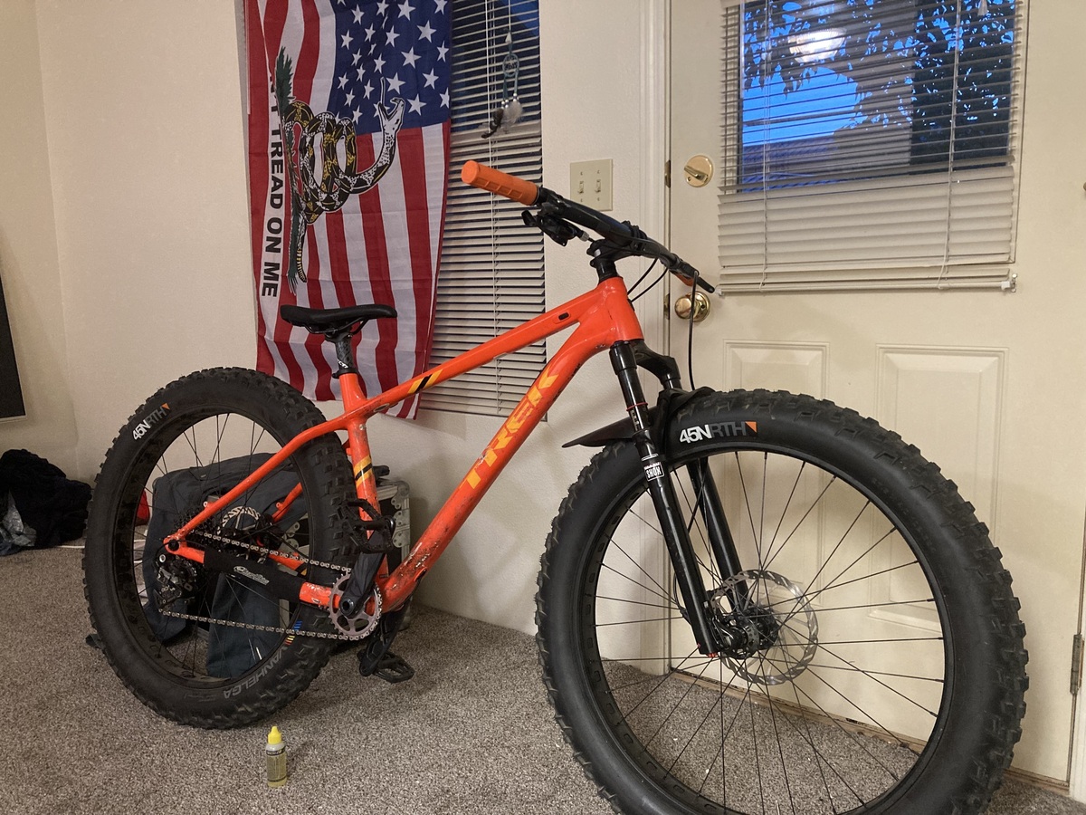 2018 trek farley 5 blue book