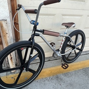 2023 GT Bicycles 29 U pro performer heritage Silver, gray or bare metal